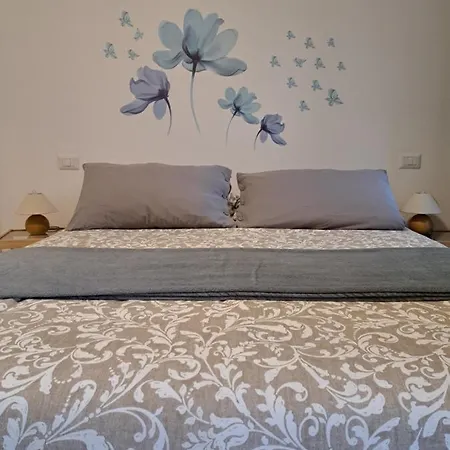 Konukevi La Casa Di Noemi Casale Corte Cerro