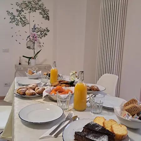 La Casa Di Noemi Casale Corte Cerro