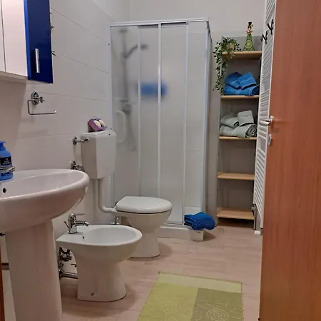 La Casa Di Noemi Gasthof Casale Corte Cerro